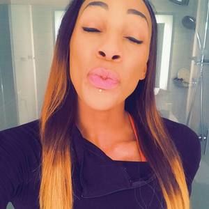 Meet your Posher, Glory